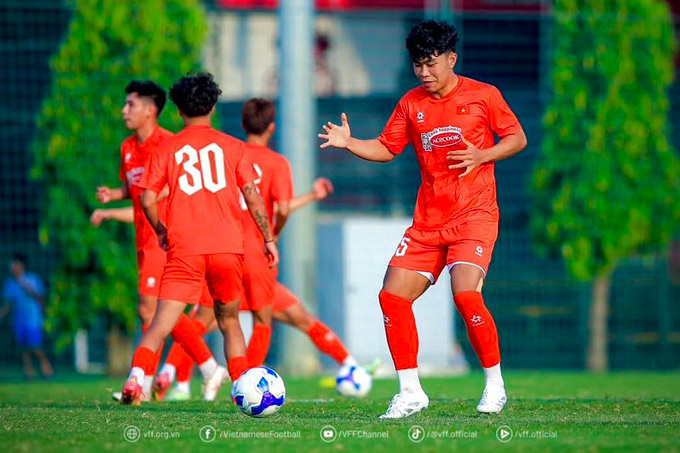 Thông tin Chuyển Nhượng